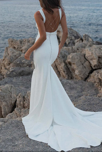 Simple Scoop-Neck Sleeveless Satin Pleated Sweep Train Mermaid Wedding Dress