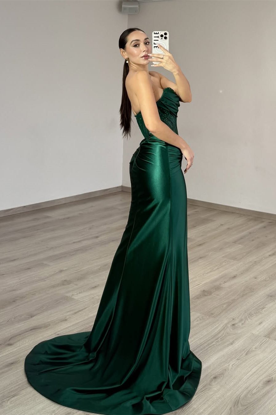 Glamorous Dark Green Sweetheart Satin Prom Dress