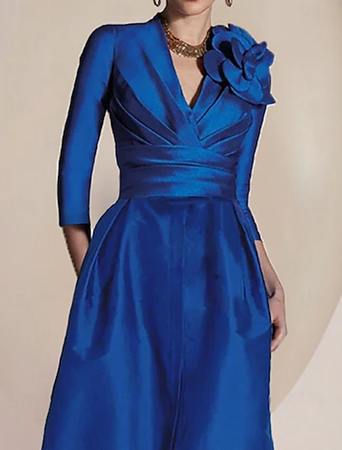 Flowers V-Neck Long Sleeve A-Line Side Slit Evening Dress