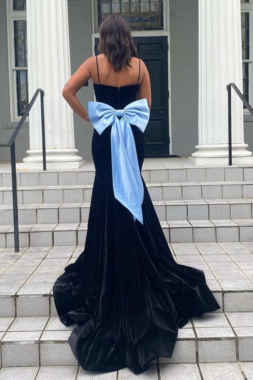 V-Neck Spaghetti Straps Sleeveless Velvet Trumpet Mermaid Prom Dress with Big Bow