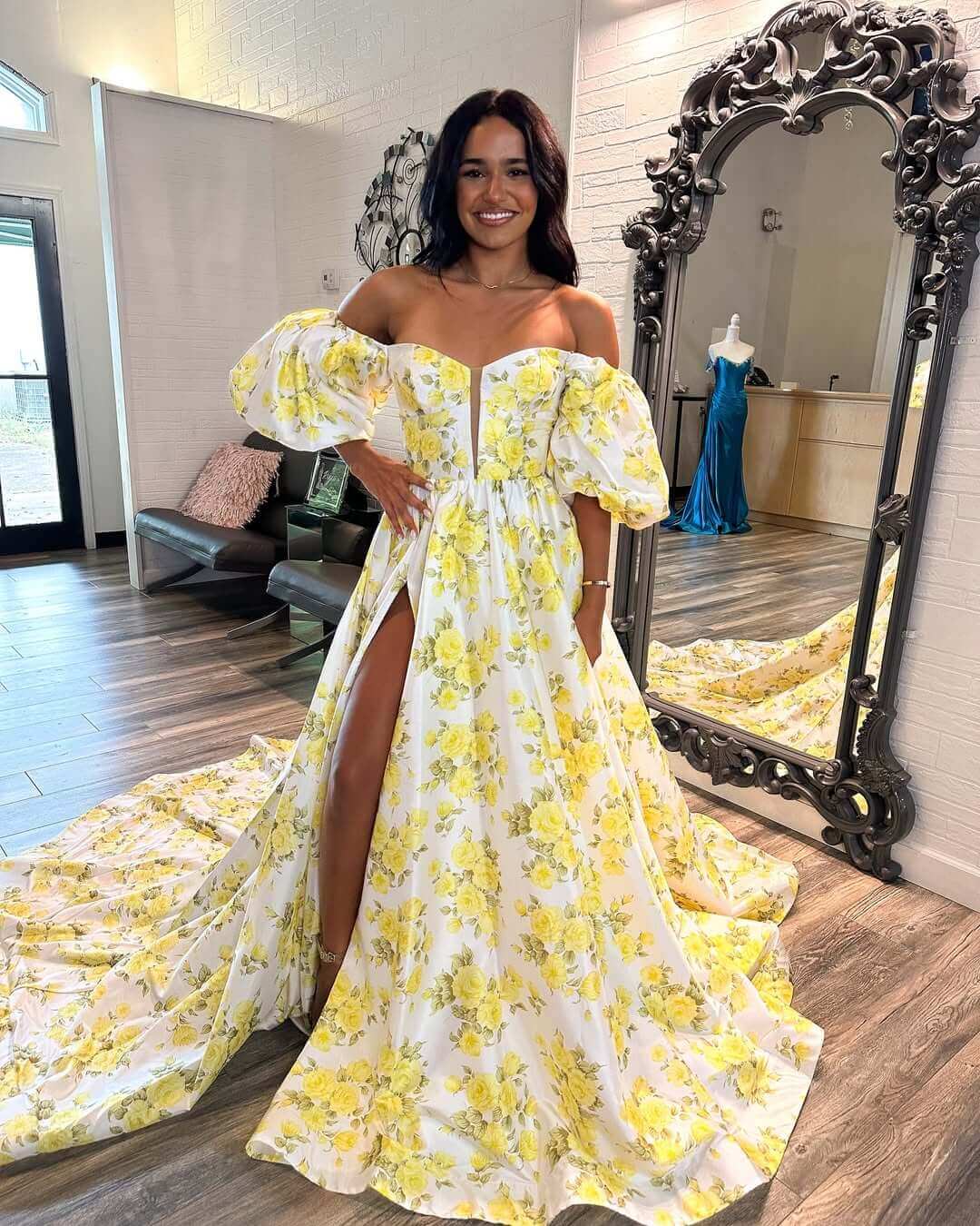 Sweetheart Off-Shoulder Puff-Sleeves Print-Satin Pleated A-Line Prom Dress with High Slit
