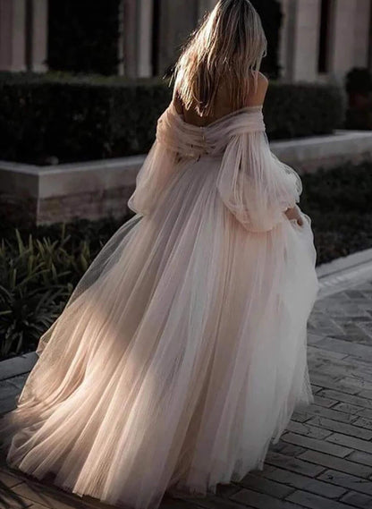 Romantic Long Sleeves Off-The-Shoulder Wedding Dresses Lace