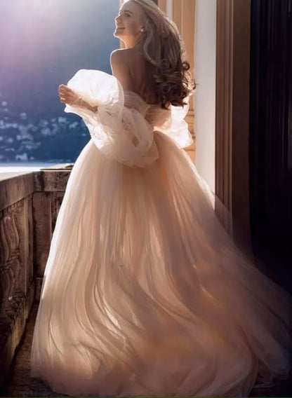 Romantic Long Sleeves Off-The-Shoulder Wedding Dresses Lace