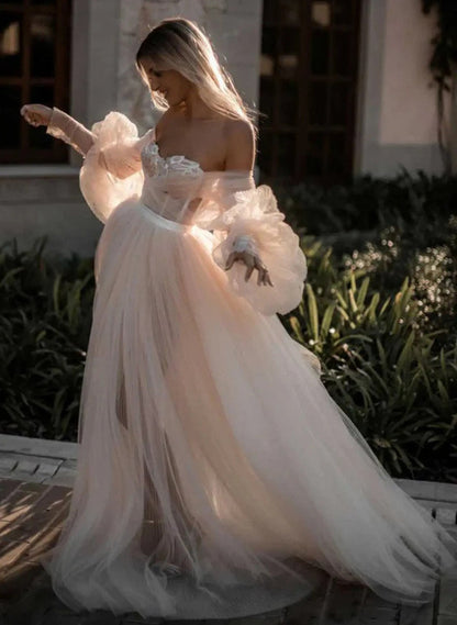 Romantic Long Sleeves Off-The-Shoulder Wedding Dresses Lace