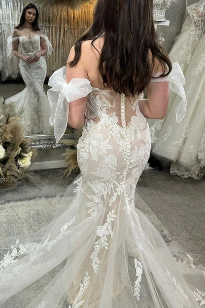 Off-Shoulder Sweetheart Allover Lace Applique Tulle Mermaid Wedding Dress