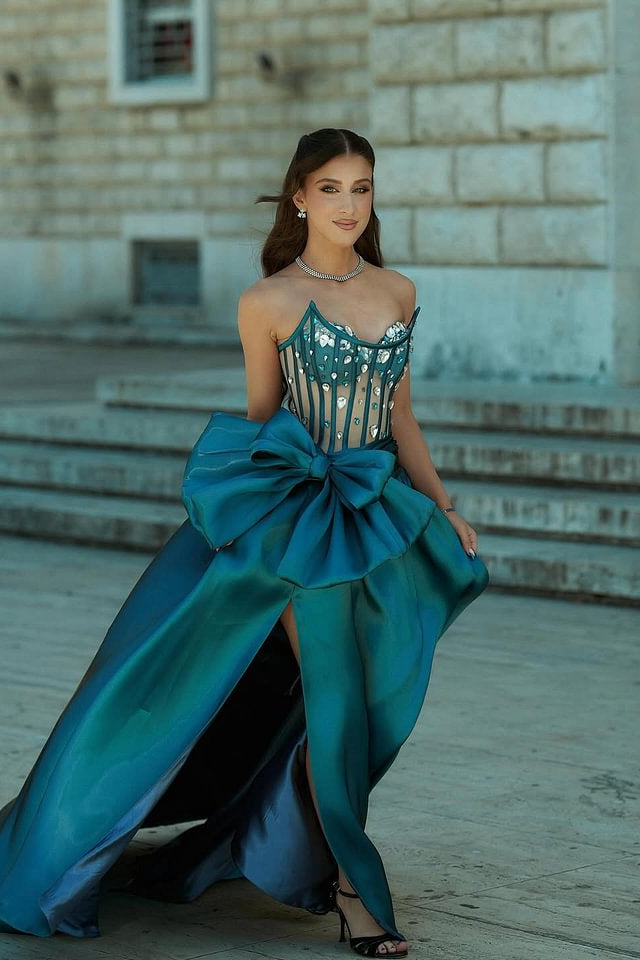 Romantic Peacock Strapless A-line Prom Dress