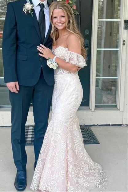 Sweetheart Off-Shoulder Applique Tulle Pleated Sweep Train Trumpet Mermaid Prom Dress